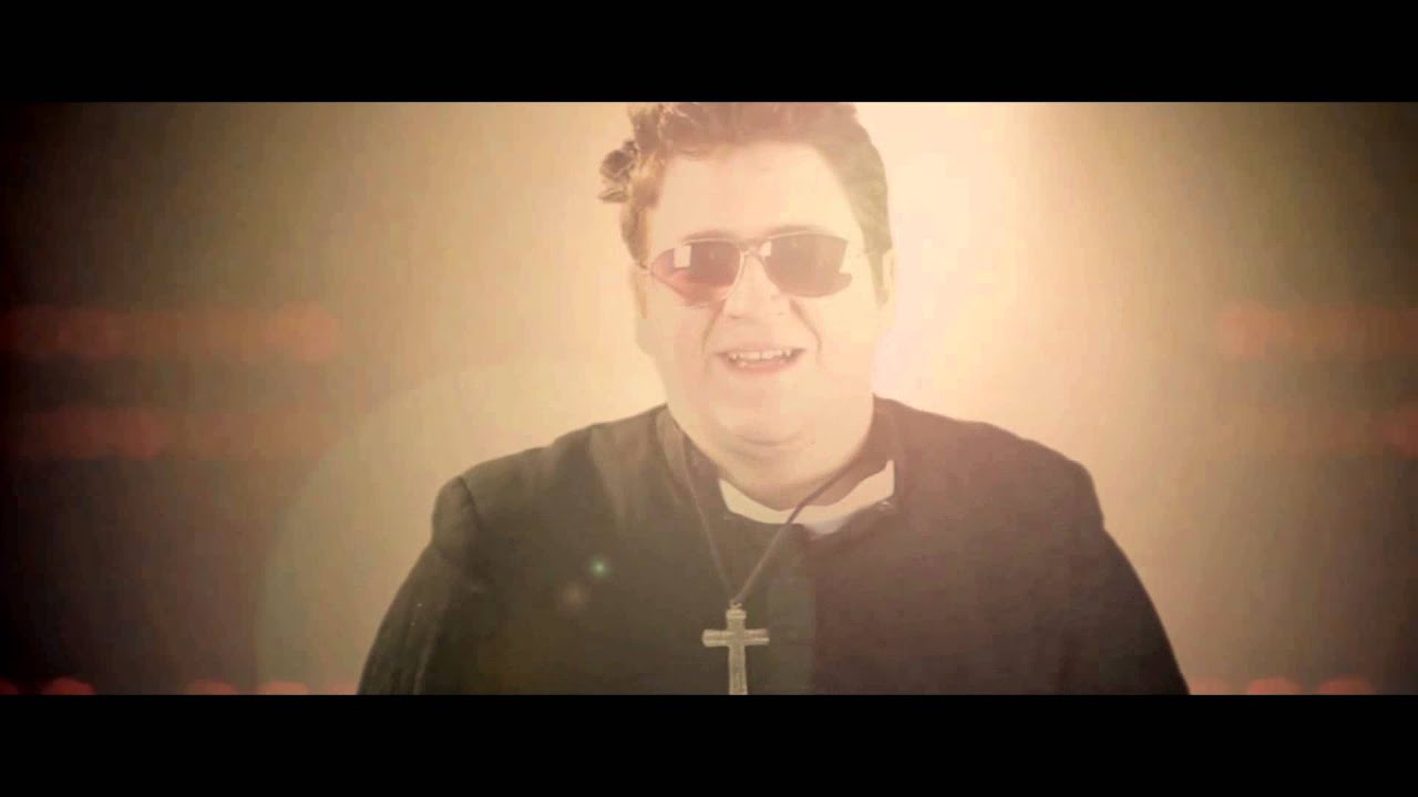 Grupa Kamerowani - On Daje Mannę [Church Remix] (Parodia Ona Tańczy Dla Mnie)