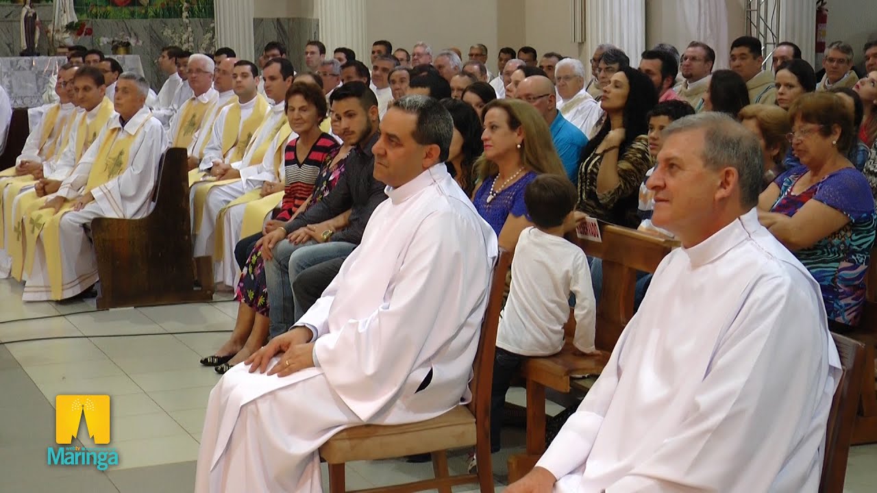 Ordenação de dois diáconos permanentes na paróquia São João Batista em Jandaia do Sul