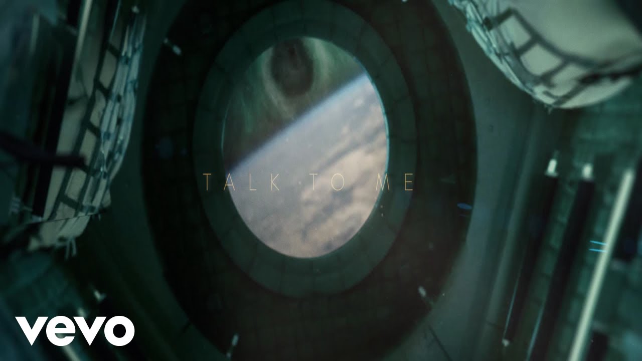 Scarlett O'Hara - Talk To Me