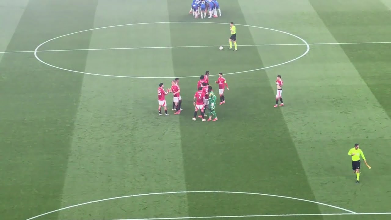 🔥Old Trafford BOUNCING “Country Roads” vs Bilbao 🔥