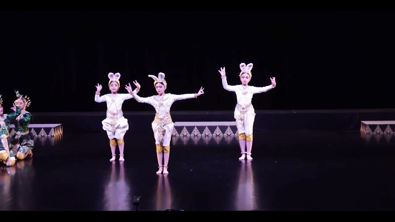 TEP MONOROM : Ballet L'Epopée de la Déesse Koyaneï Tévi, Animaux de la Forêt Magique