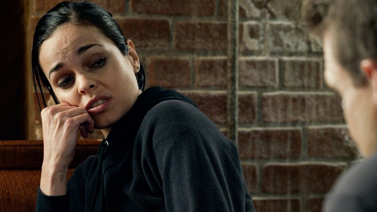 Street Talks To Chris About Her Drinking Problem - S.W.A.T. 4x13