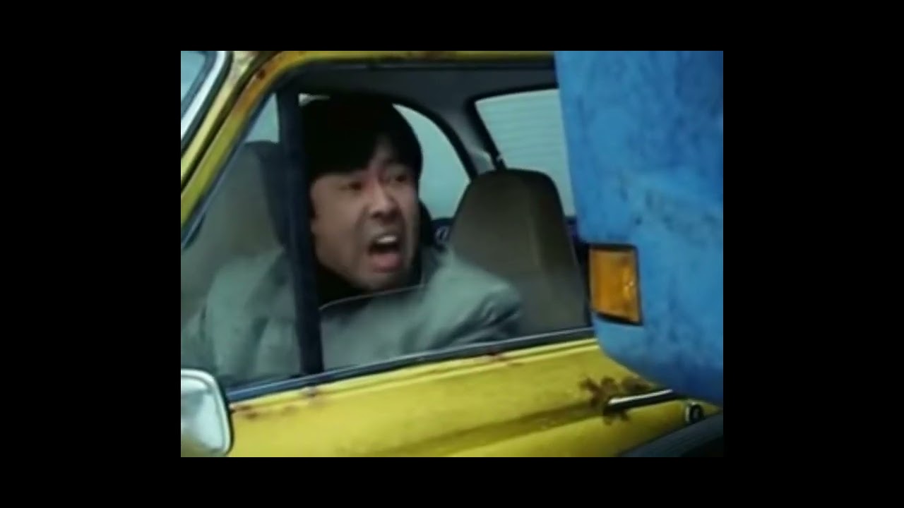 Auf Achse clips: Franz pushes this Yellow Car with Iveco Turbostar
