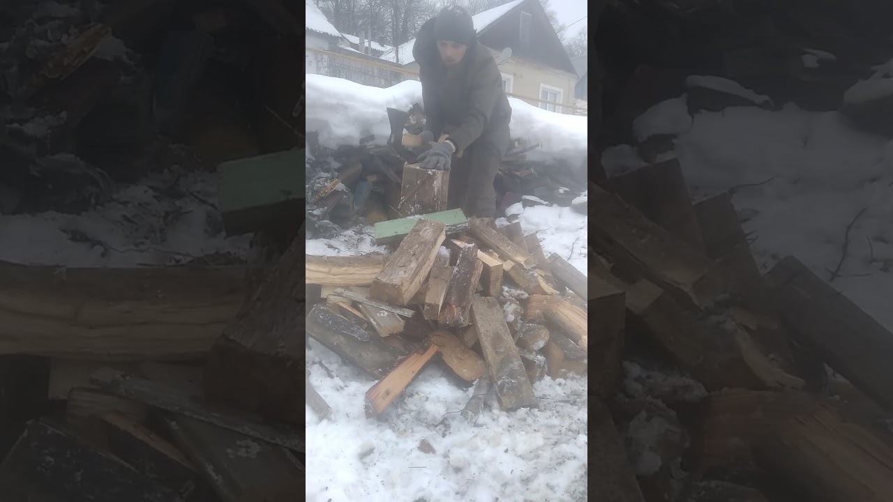 Рублю дрова зимой 