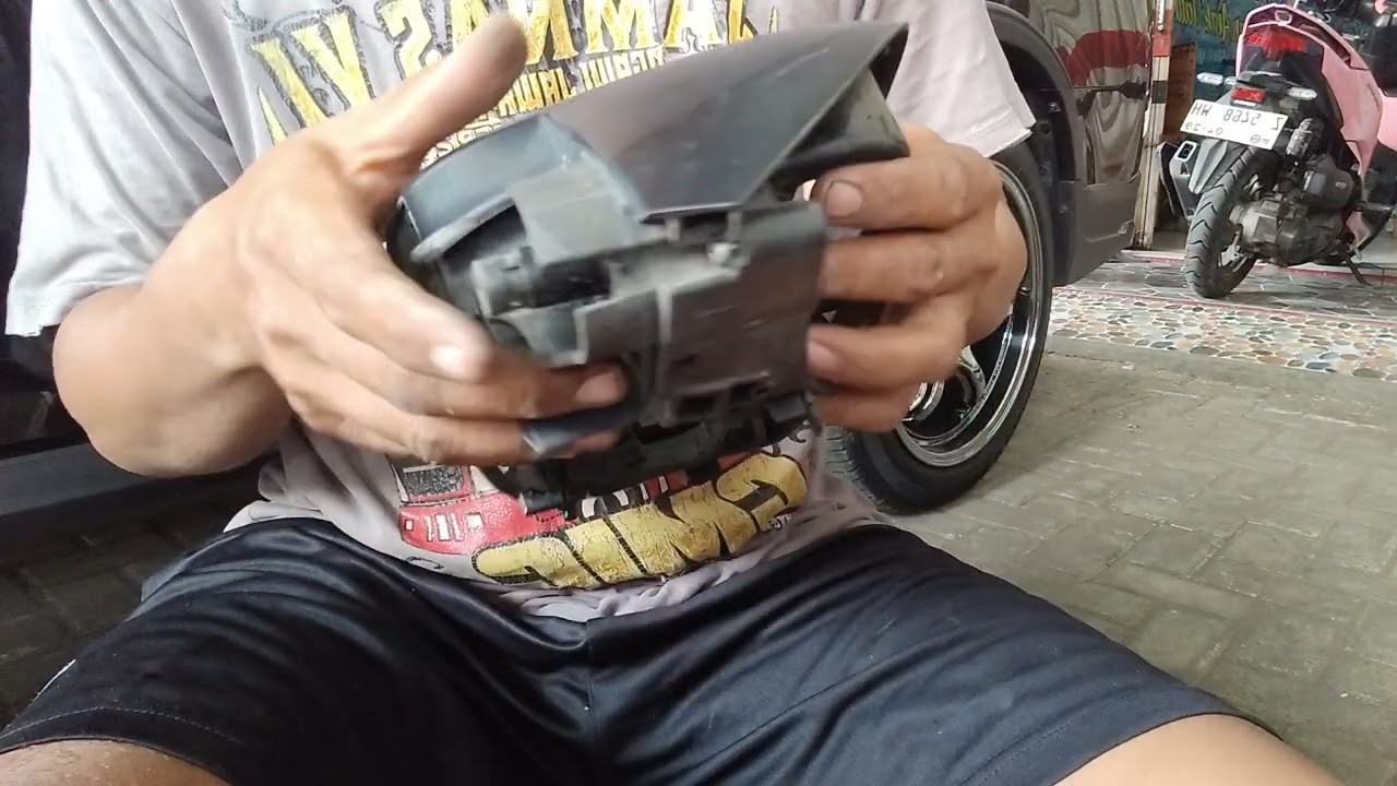 Pembongkaran retrack sepion innova rebon