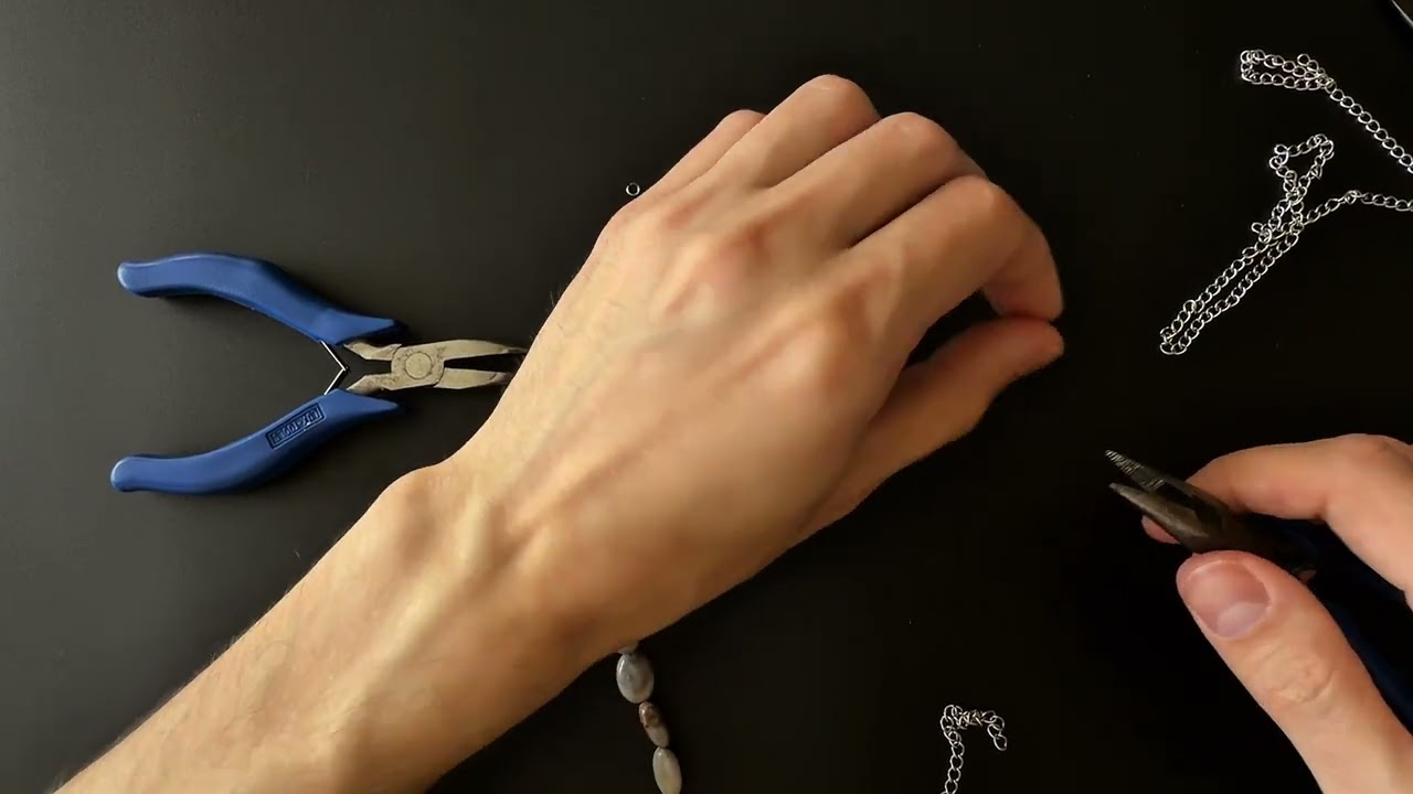 Handmade bracelet made of natural agate with a cross #bracelet #video #handmade 