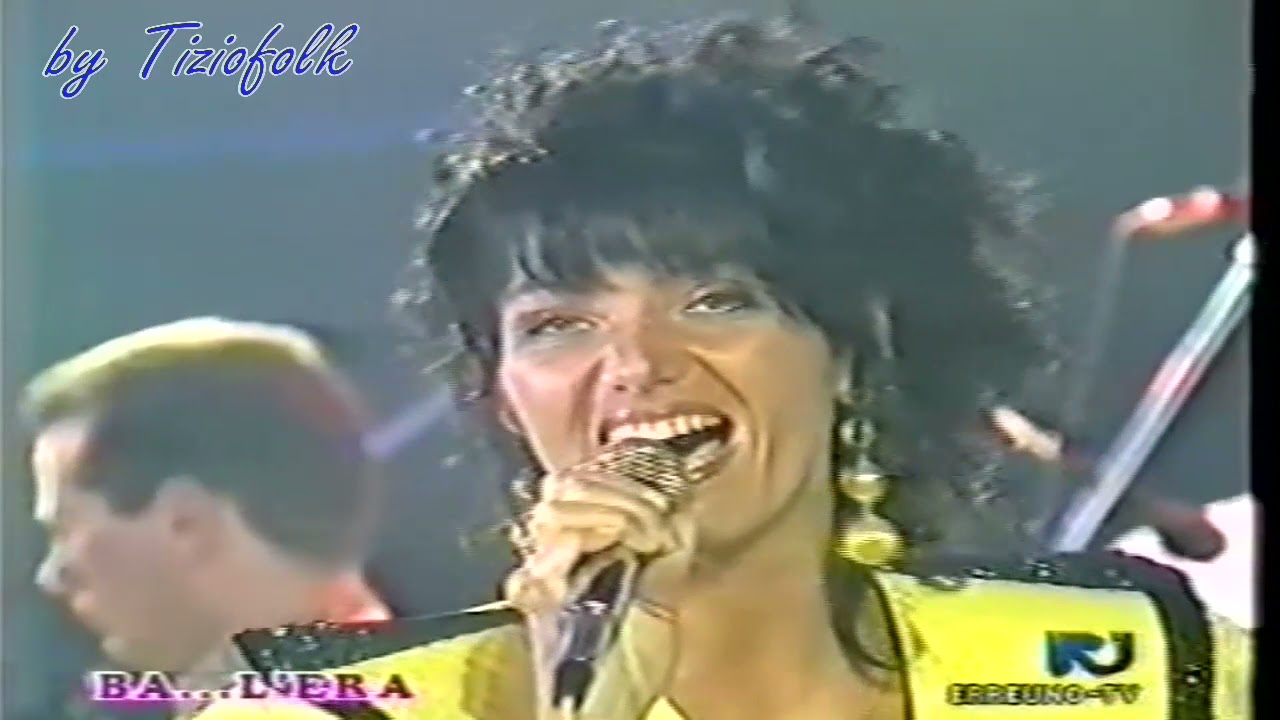 RIVIERA ROMAGNOLA,SAN MARINO GOODBYE ,RITORNA A RIMINI T'ASPETTO A CESENATICO orchestra RENZO& LUANA