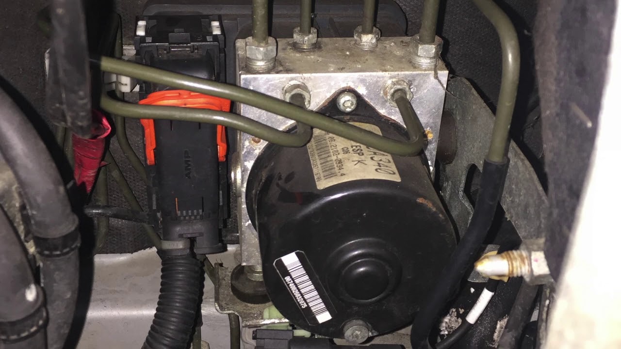 Mitsubishi Outlander 2008 ABS Pump / ASC ECU replacement