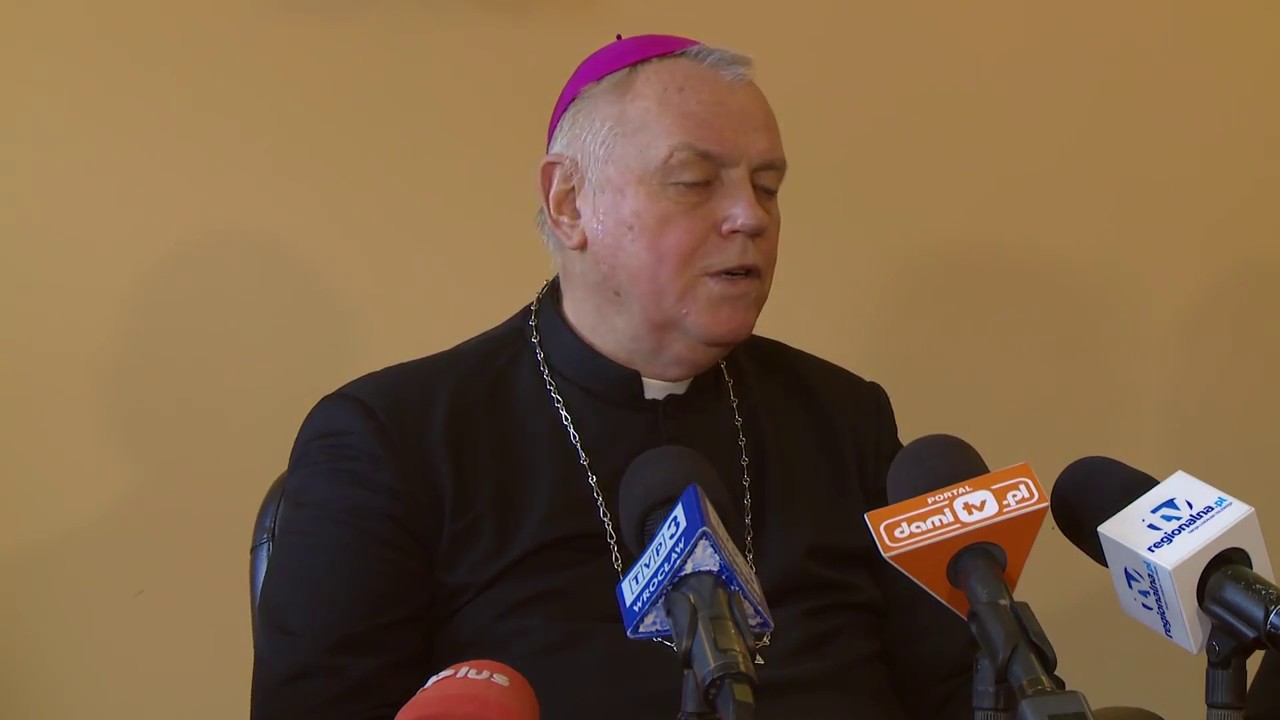 REGION.  Nie żyje pierwszy biskup diecezji legnickiej
