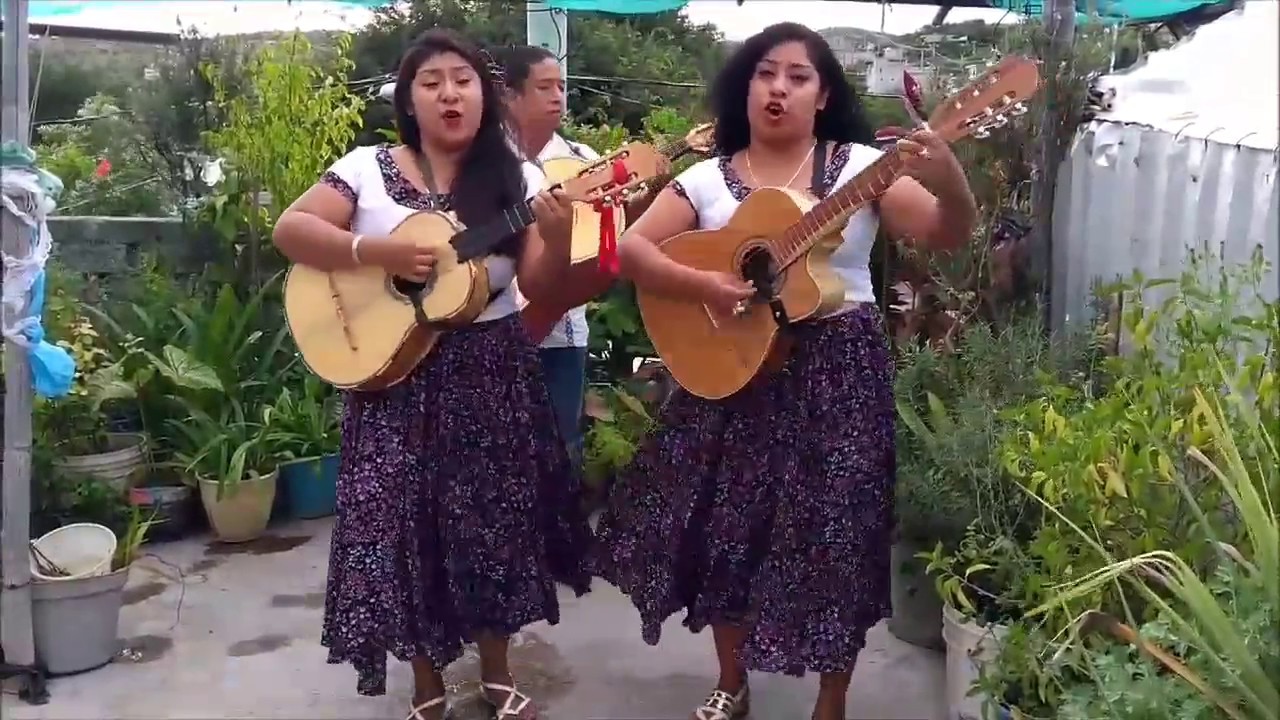 Cantando  la delgadina y  siempre  lloro-Hermanitas valle | Ajuchitlan Del Progreso
