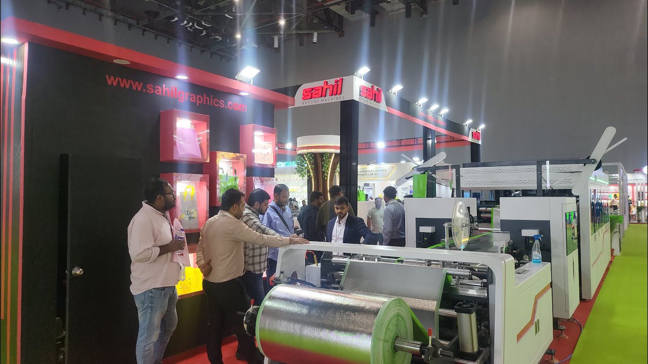 Leader Fully Automatic Non Woven Box Bag Making Machine with Inline Handle | Nonwoven Tech Asia 2023