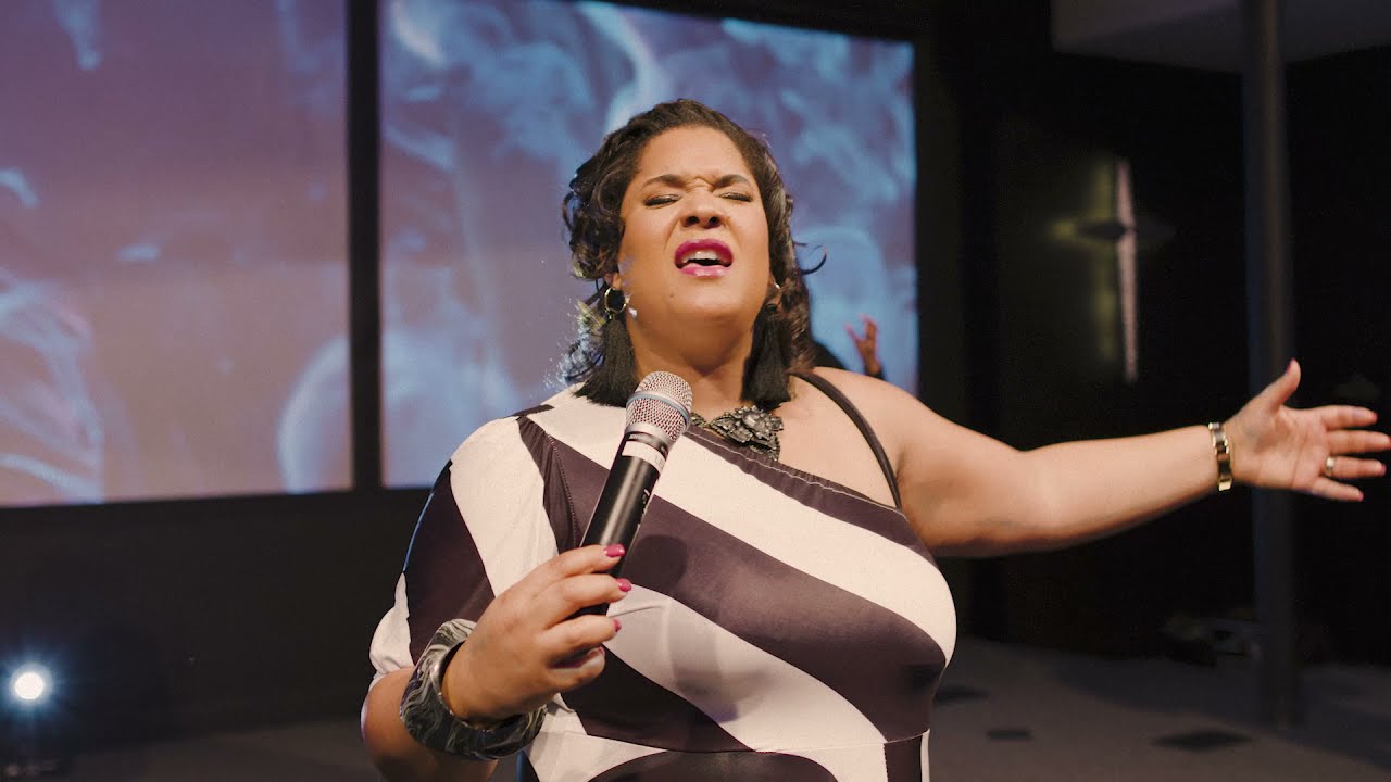 “RECEIVE MY PRAISE YAHWEH” - April Joy Worship (OFFICIAL VIDEO)