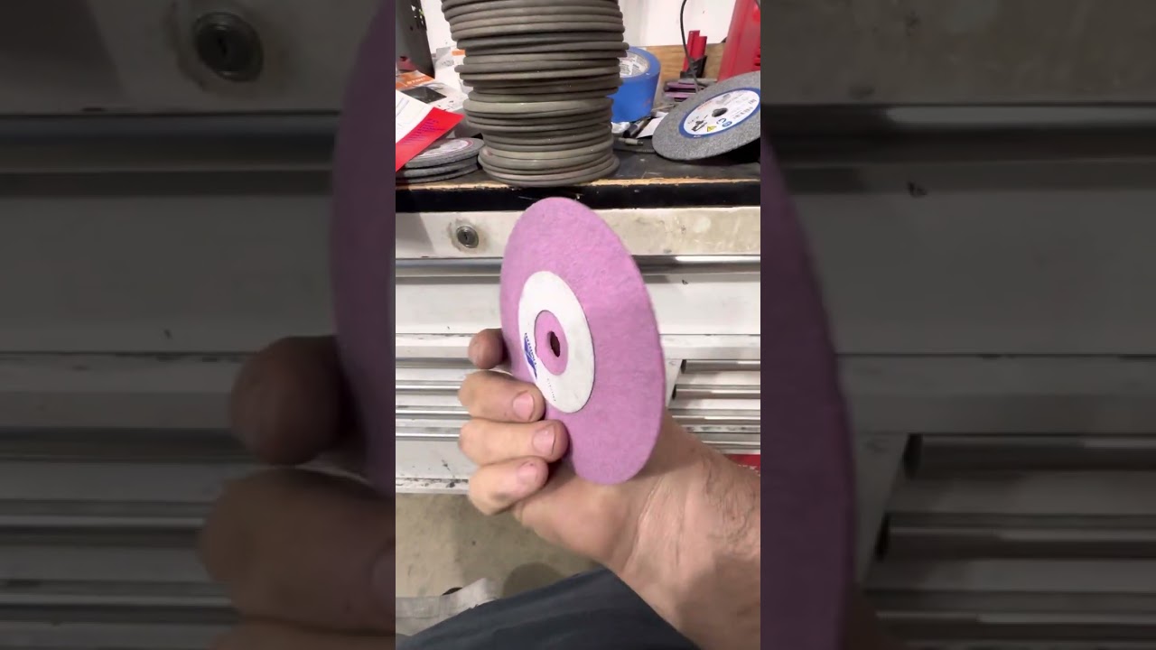 Chainsaw chain grinding wheels