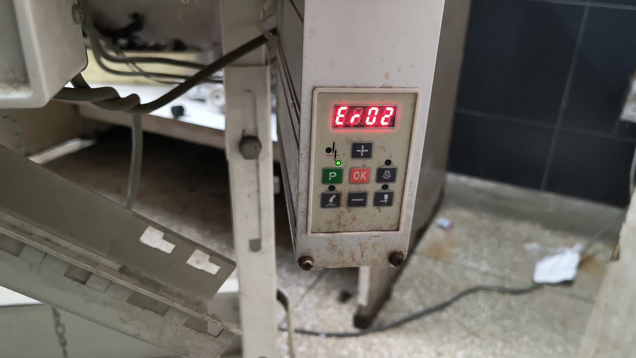 How to overlock machine error 02 remove #rahulmacnic