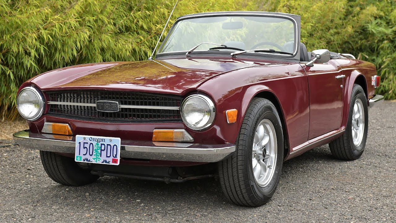 1971 Triumph TR6 - Cold start and test drive