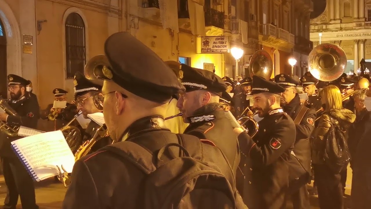 "Sulla Tomba dei Cagnottisti" 16/4/22. D.Bastia Ore 5.12. Processione dei Misteri. Taranto