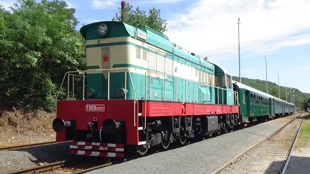 Historický vlak z muzea k Berounce 6.8.2022