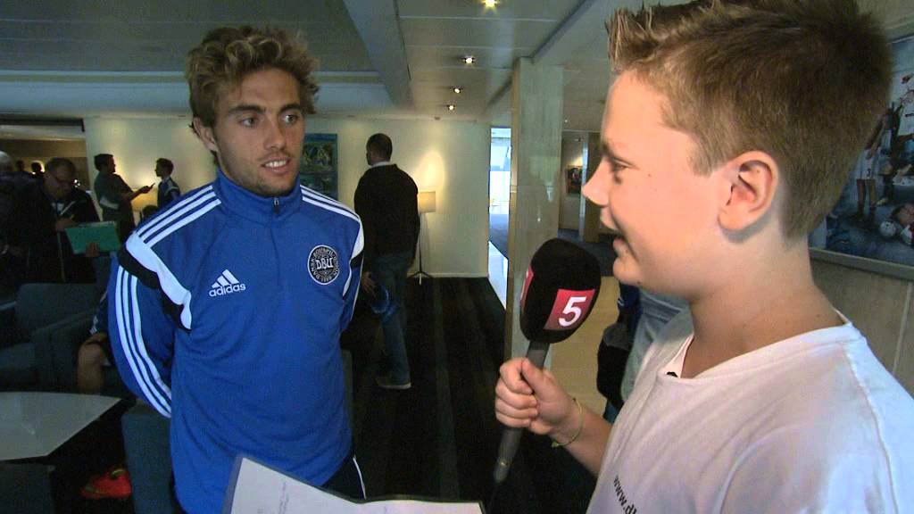 13-årig interviewer landsholdet