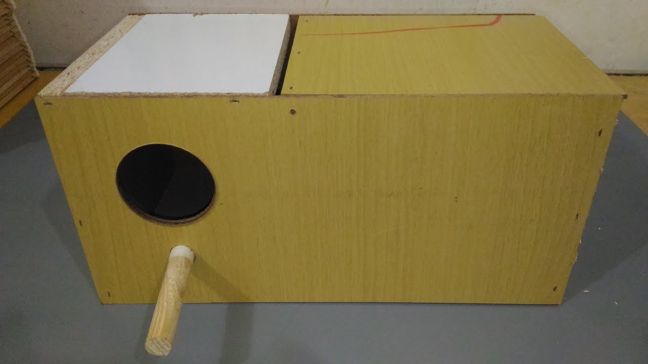 Como fazer um simples ninho de calopsita com material reciclável