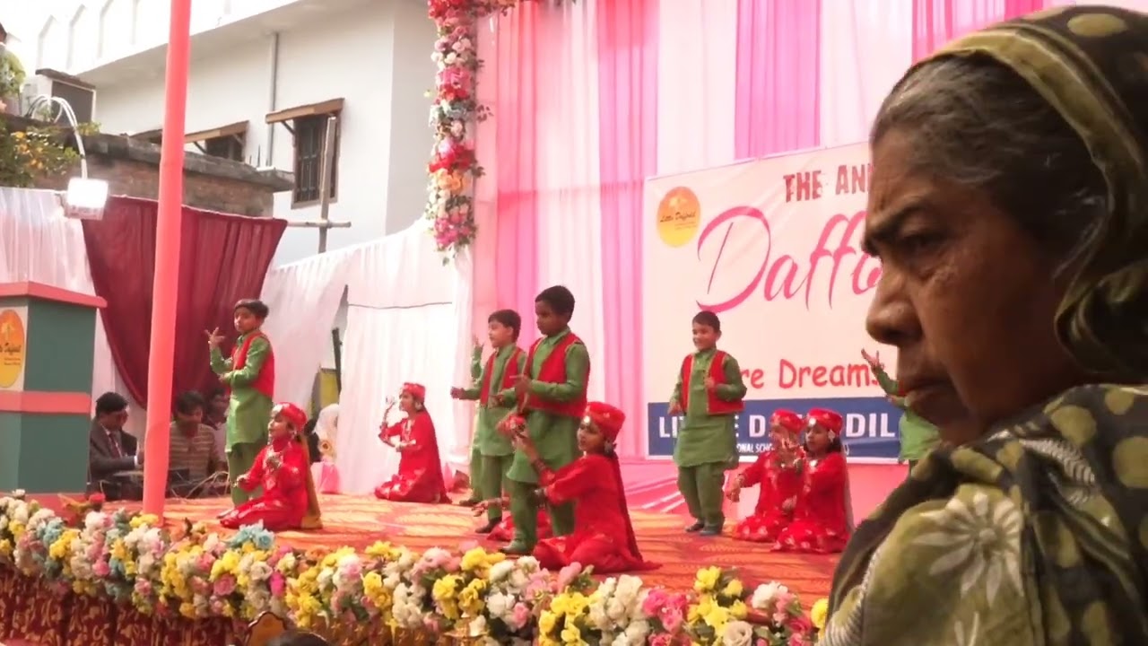 Part- 11) Bumro Bumro: Kashmiri Folk Dance: Bumro Bumro by Sr KG Students