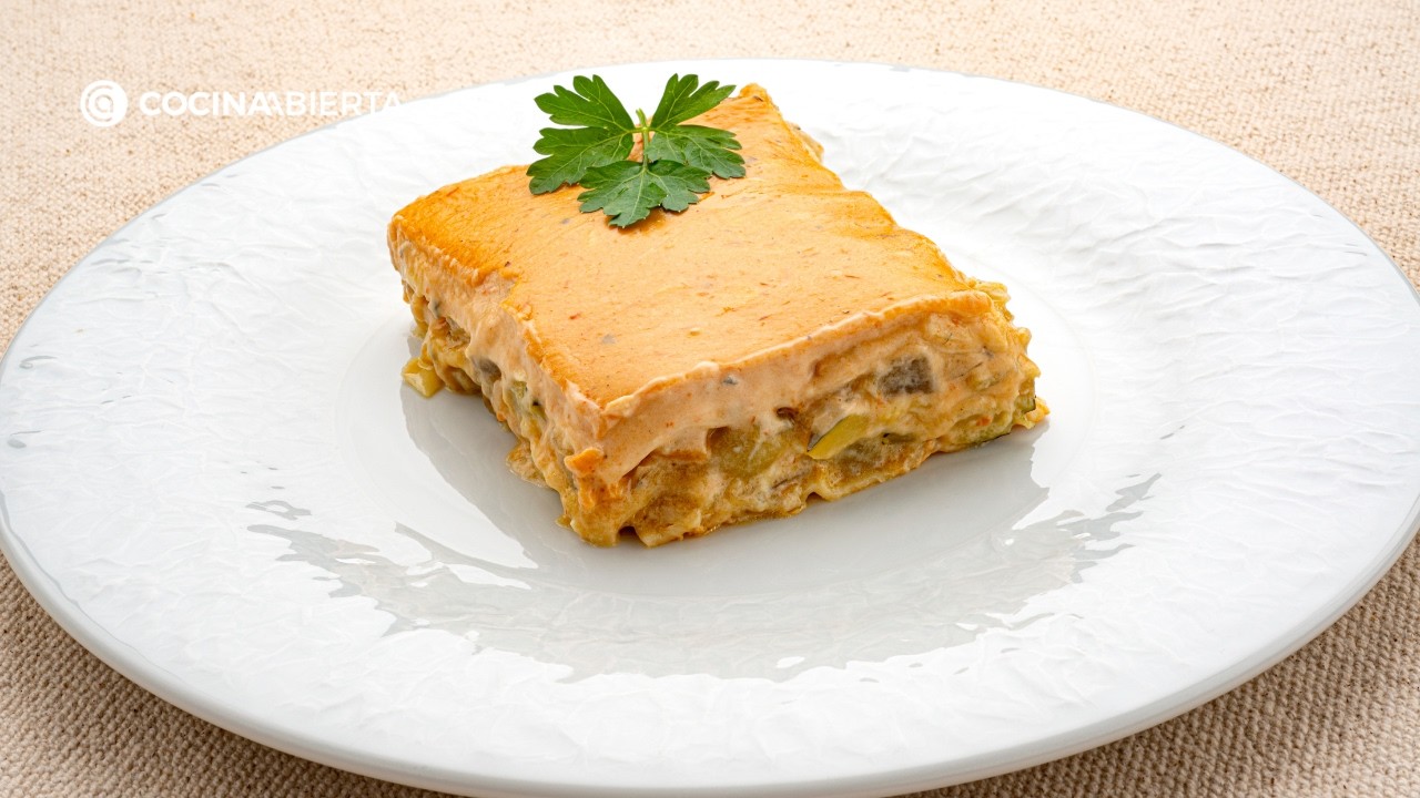 Lasa&ntilde;a con bechamel de queso azul | Receta de Karlos Argui&ntilde;ano