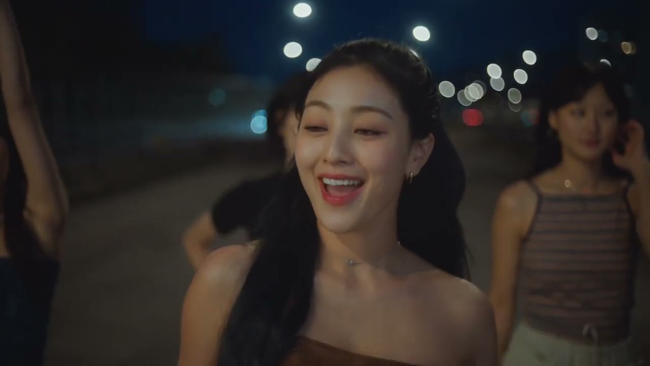 [REVERSED] JIHYO 