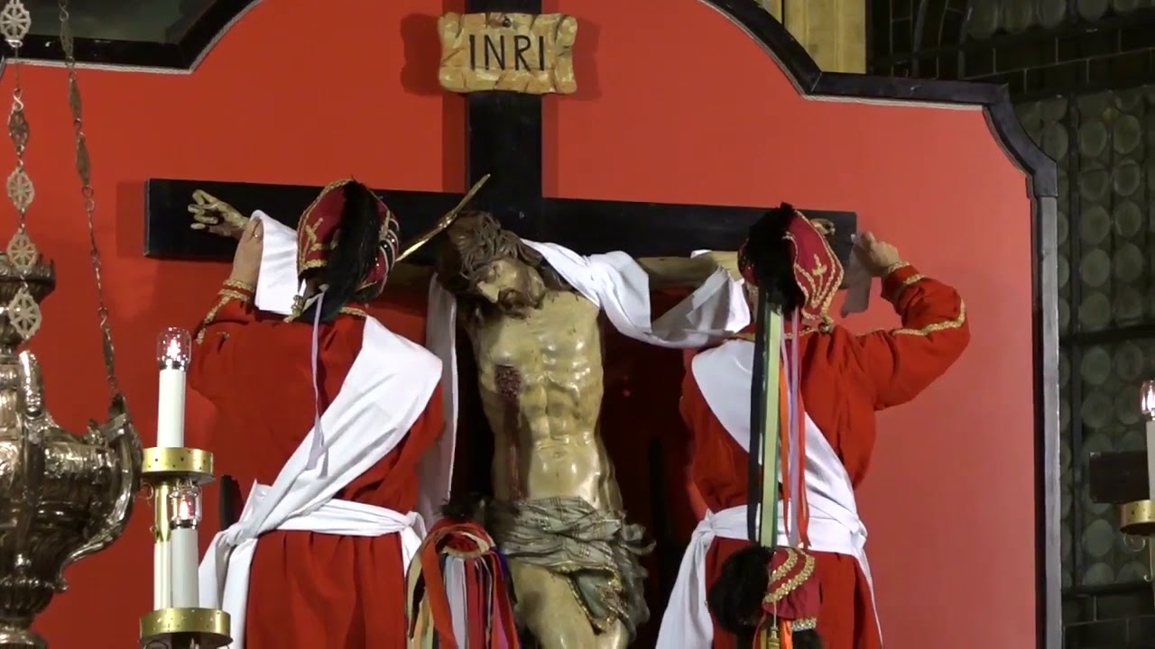 VERTOVA (BG) Deposizione e Processione del Venerdì Santo