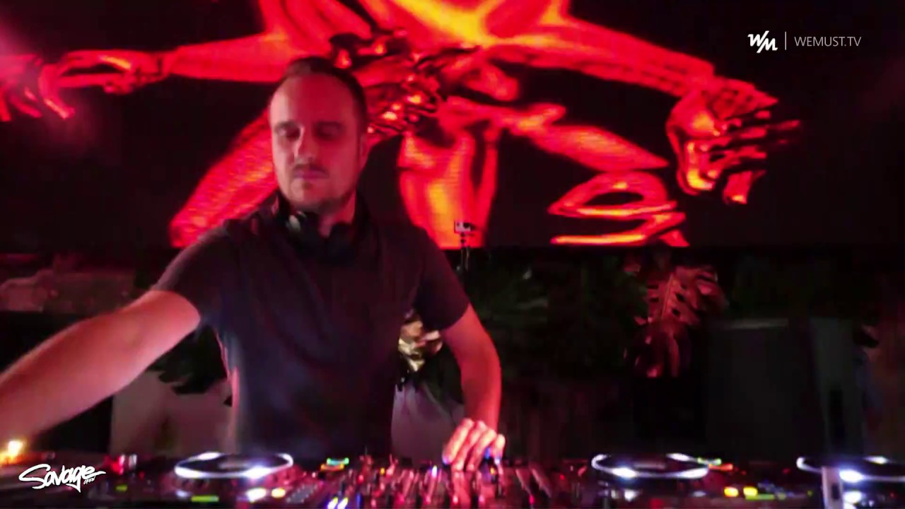 We Must feat. Mihai Popoviciu @ Savage Aniversario