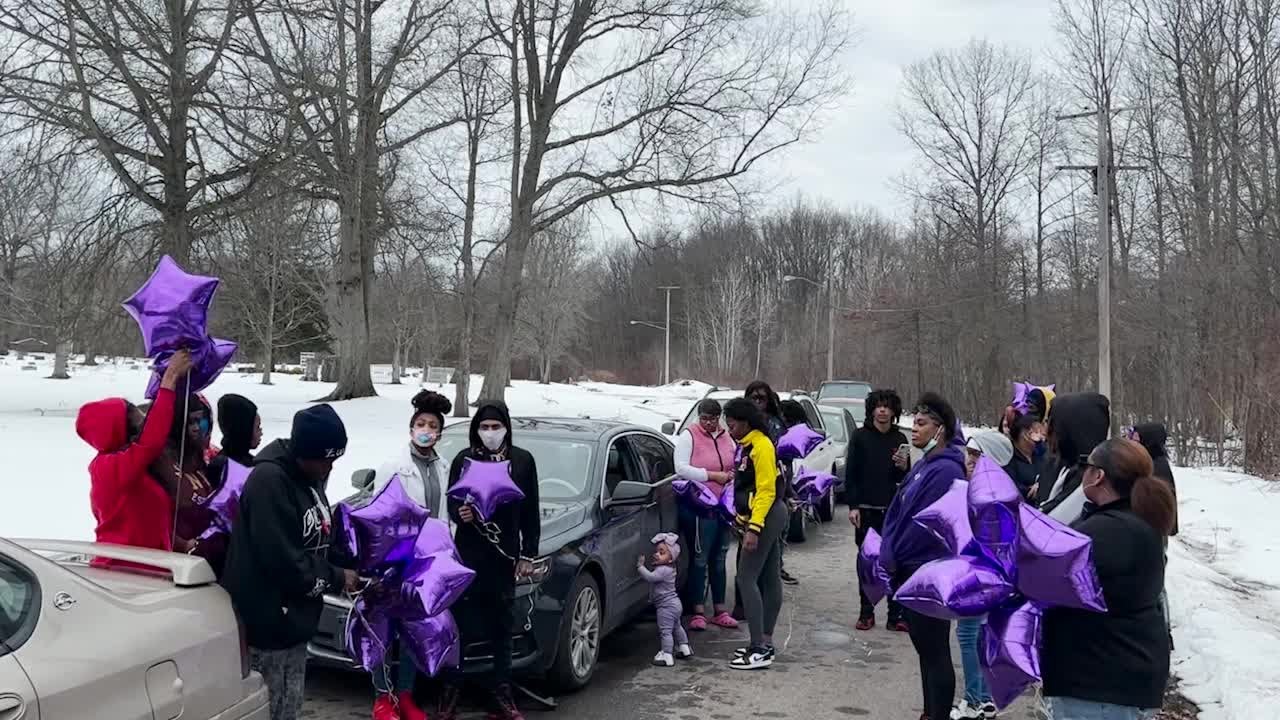 Vigil held for Youngstown shooting victim