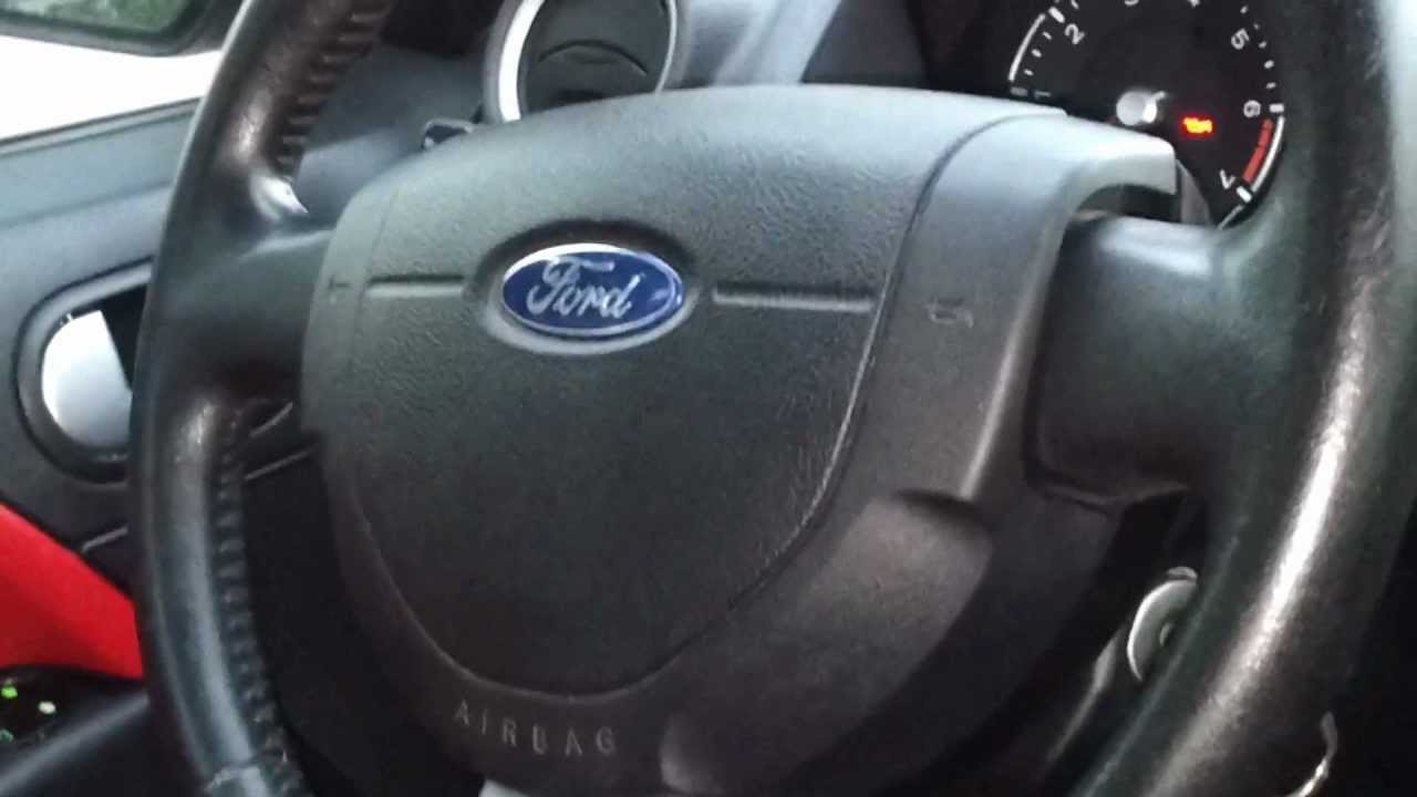 AUX Ford Fiesta MK6.mp4