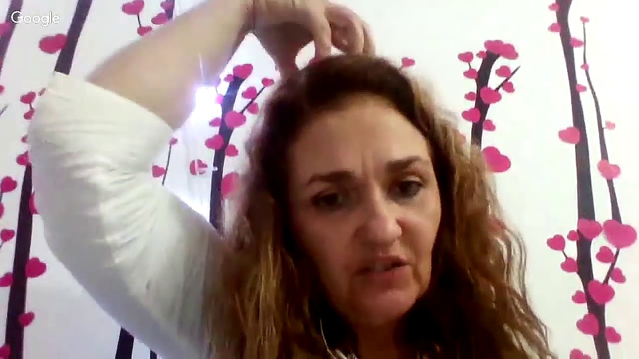 Entrevista descontra&iacute;da sobre Sexo T&acirc;ntrico para Aline Castelo Branco