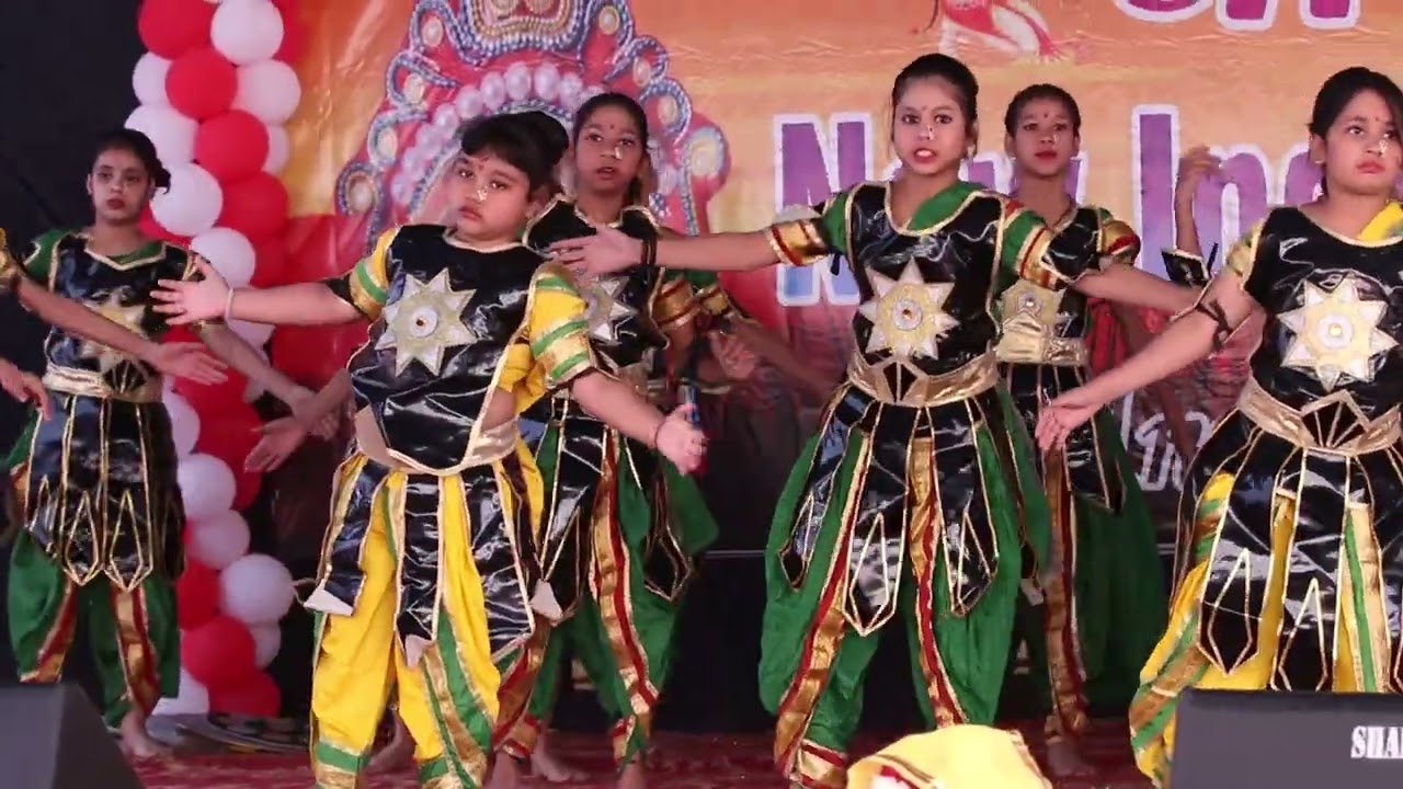 Jhansi Ki Rani Theme Dance Performance by the Girls of Grade 4th and 5th