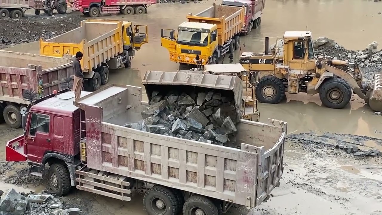 Caterpillar 966D Wheel Loader Moving Giant Rock into Truck | Satisfying WorkExtreme Heavy Equipment💯