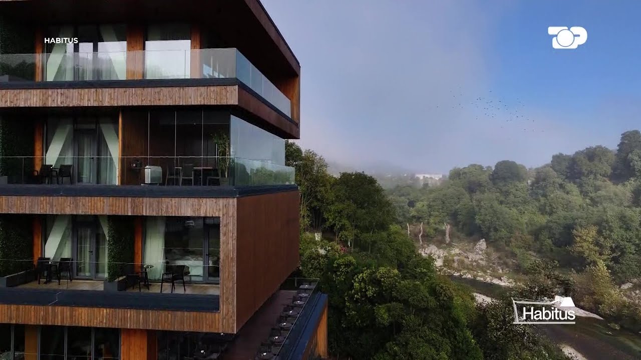 “Sekretet e Ujit të Ftohtë: Arkitektura Moderne në Zemër të Natyrës” - Habitus