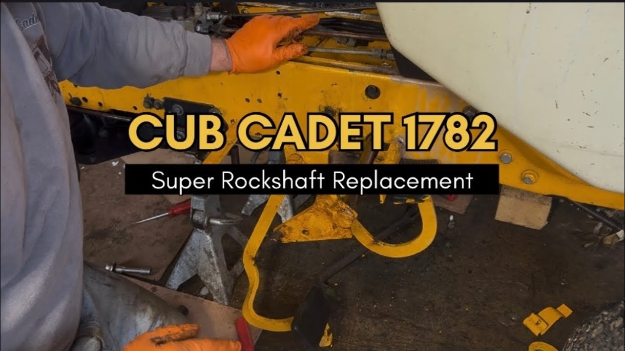 Замена гидроподъемника на двигателе Cub Cadet 1772 Super Diesel