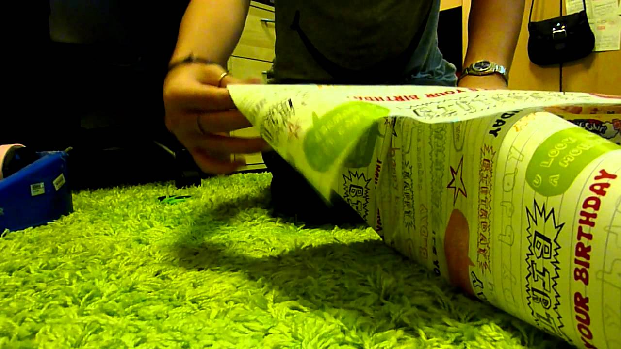 Sounds: Failed Gift Wrapping