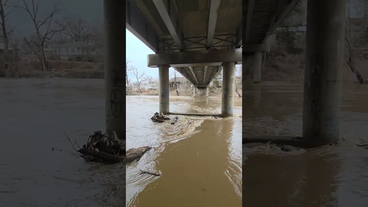 The Big river is up. #river #riversounds #riverside #riverfront #riverview #outdoors #underthebridge