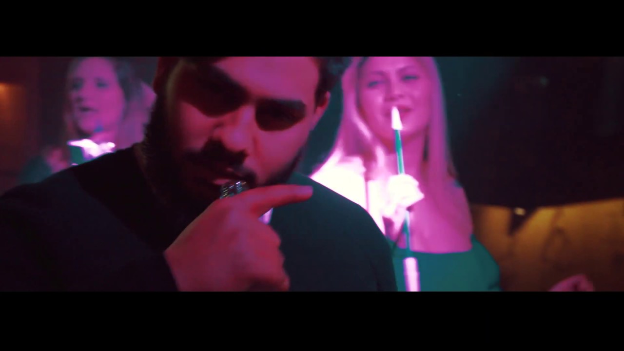Daviles de Novelda - Borracho Perdio ft. C&aacute;novas (Videoclip Oficial)