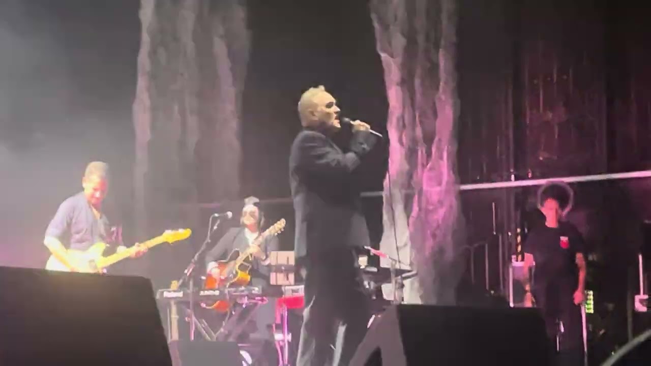 Frankly Mr Shankly - Morrissey Liverpool Empire July 18