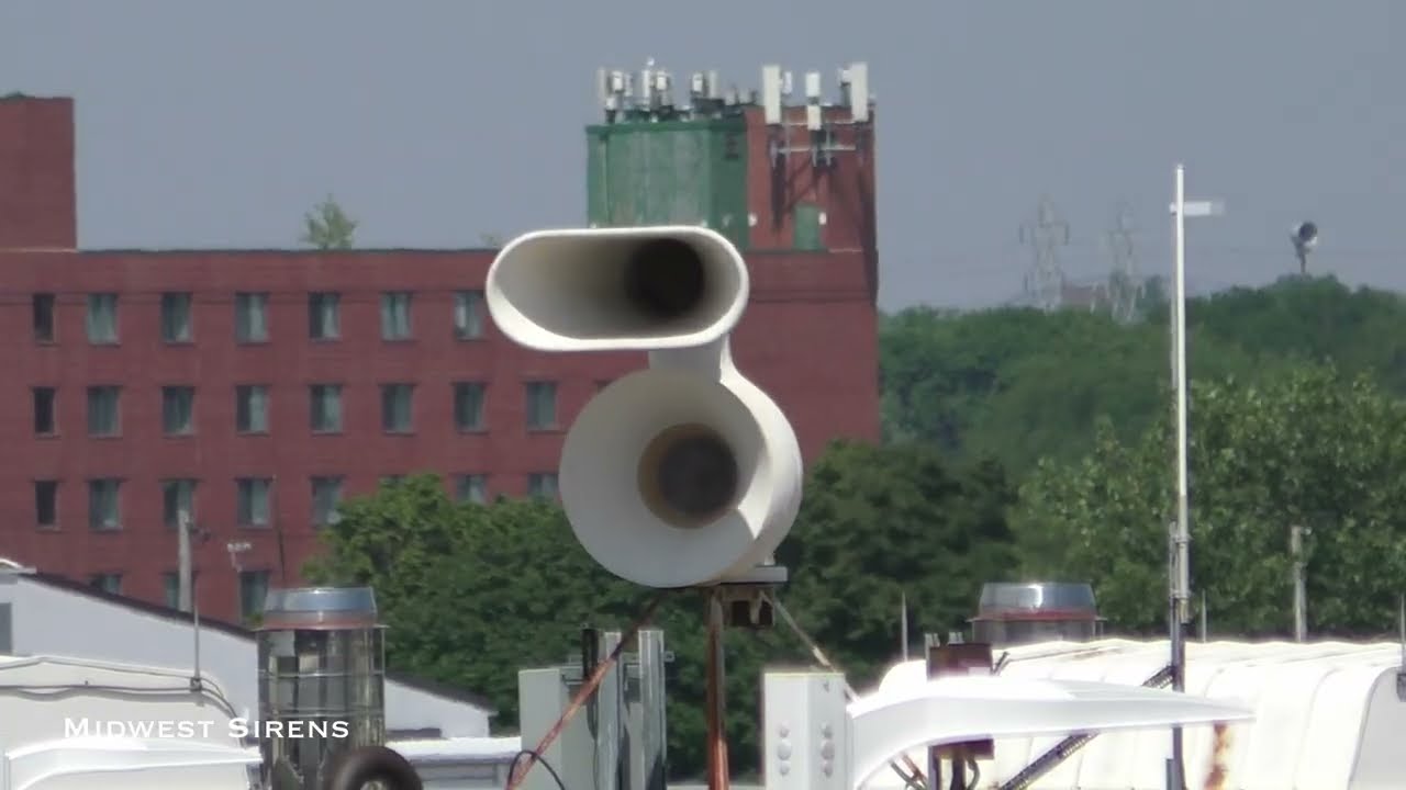 ACA Allertor 125 Siren, Alert & Attack, Milwaukee, WI (w/ Distant P-50)