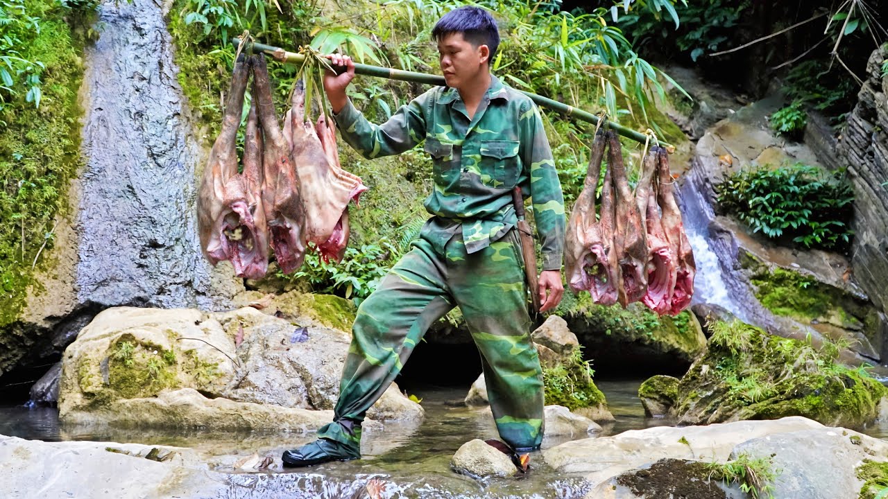 Survive in the wild, barbecue in the forest, carry wild boar meat to sell, farm in the wild