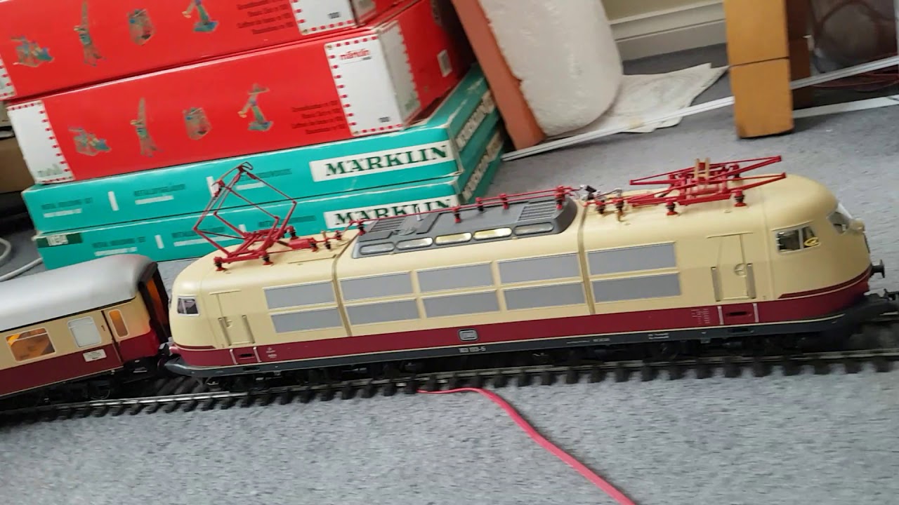 Märklin 55105 G1 BR103 with 55048 Rheingold Coaches