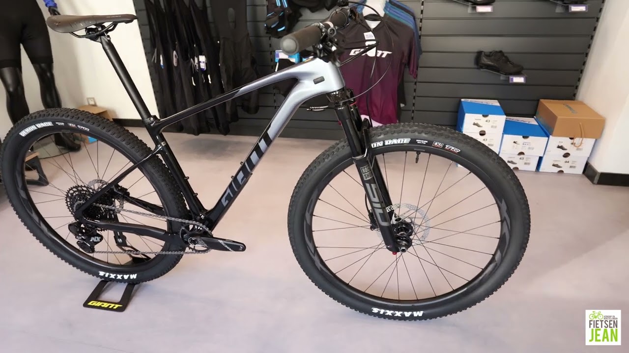 2022 GIANT XTC ADVANCED 29er 1 5