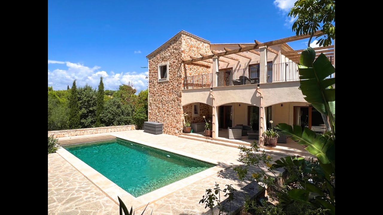 MALLORCA - LUXURY VILLA GREEN OASIS with 6 bedrooms in Porto Petro / Cala Mondrago - 3.8 mio