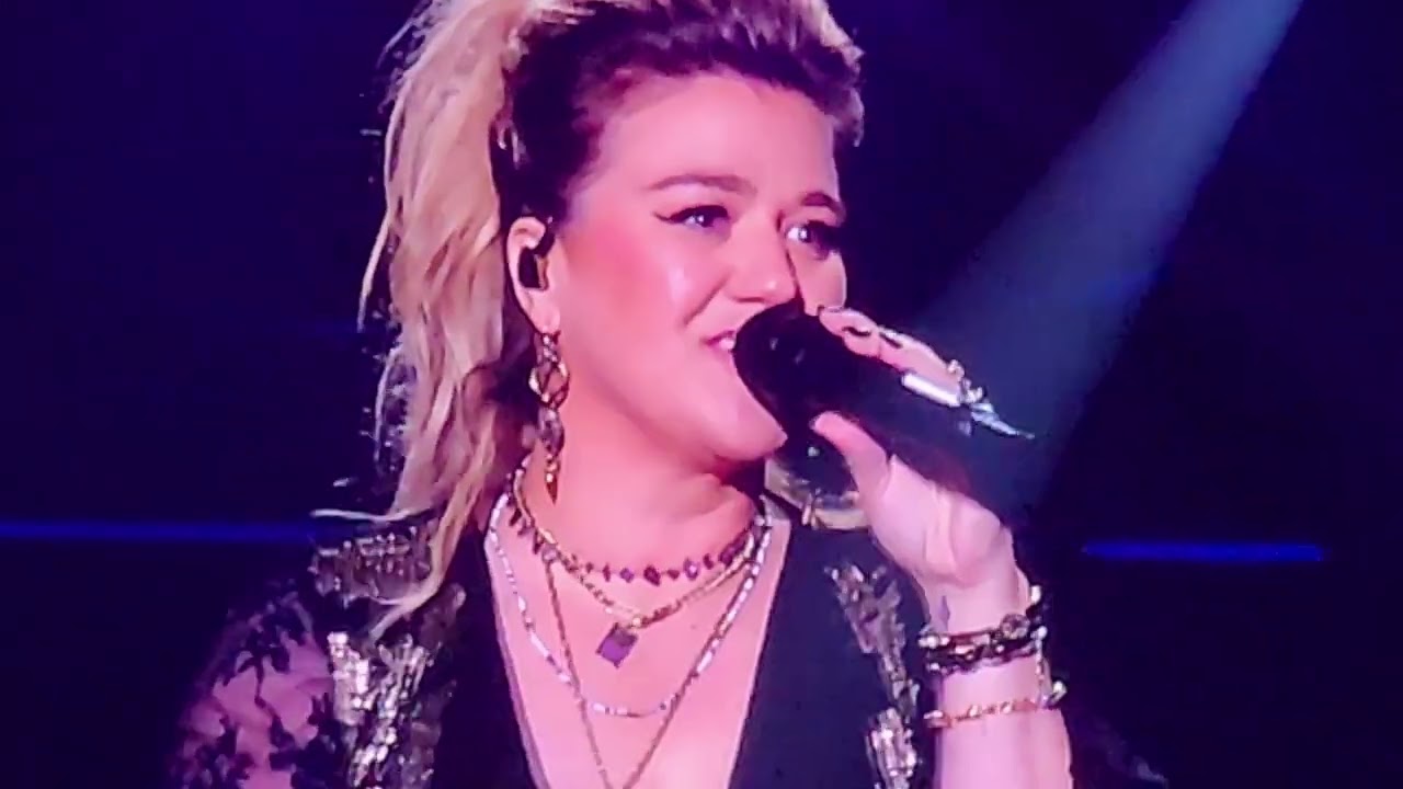 Kelly Clarkson - Chemistry Concert - 7/29/2023