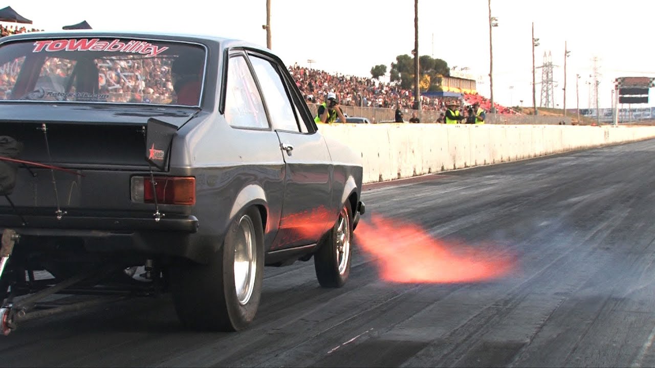 13B turbo rotary Ford Escort MkII - FAST!