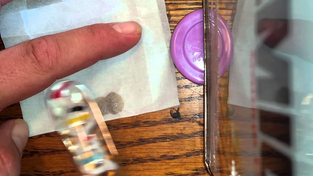 GETTING HIGH ON FULL MELT HASH!