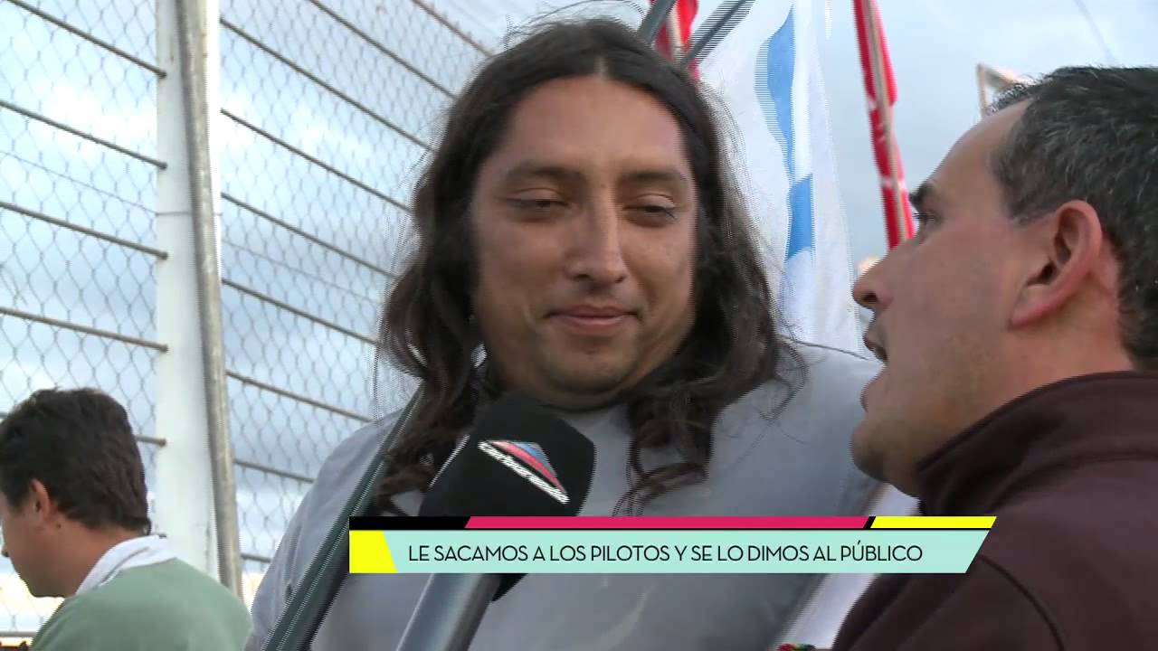 Sigue Girando - Los regalos de los pilotos para el p&uacute;blico del TC en C. del Uruguay (01-06 -2015)