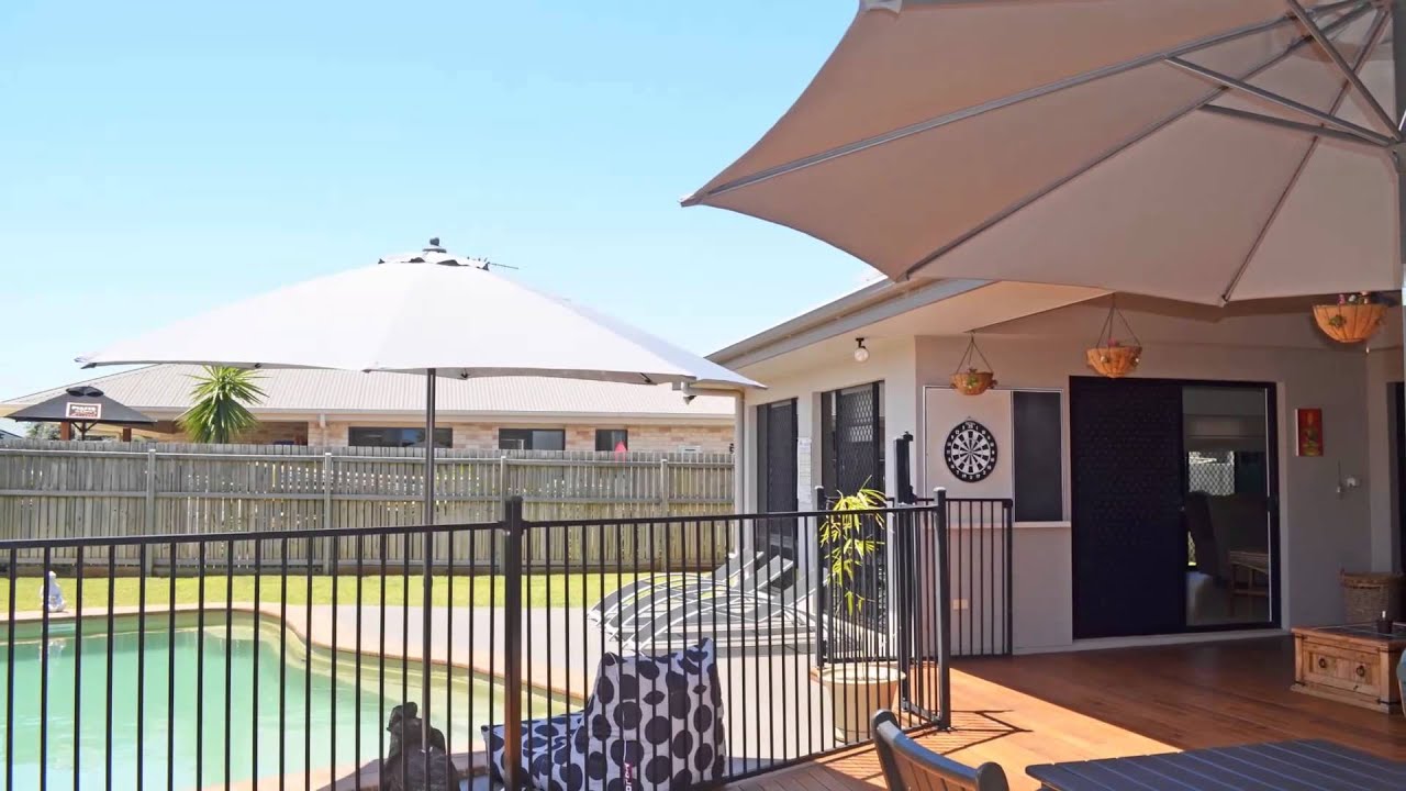 11 Leon Place, Coral Cove, Queensland, Australia