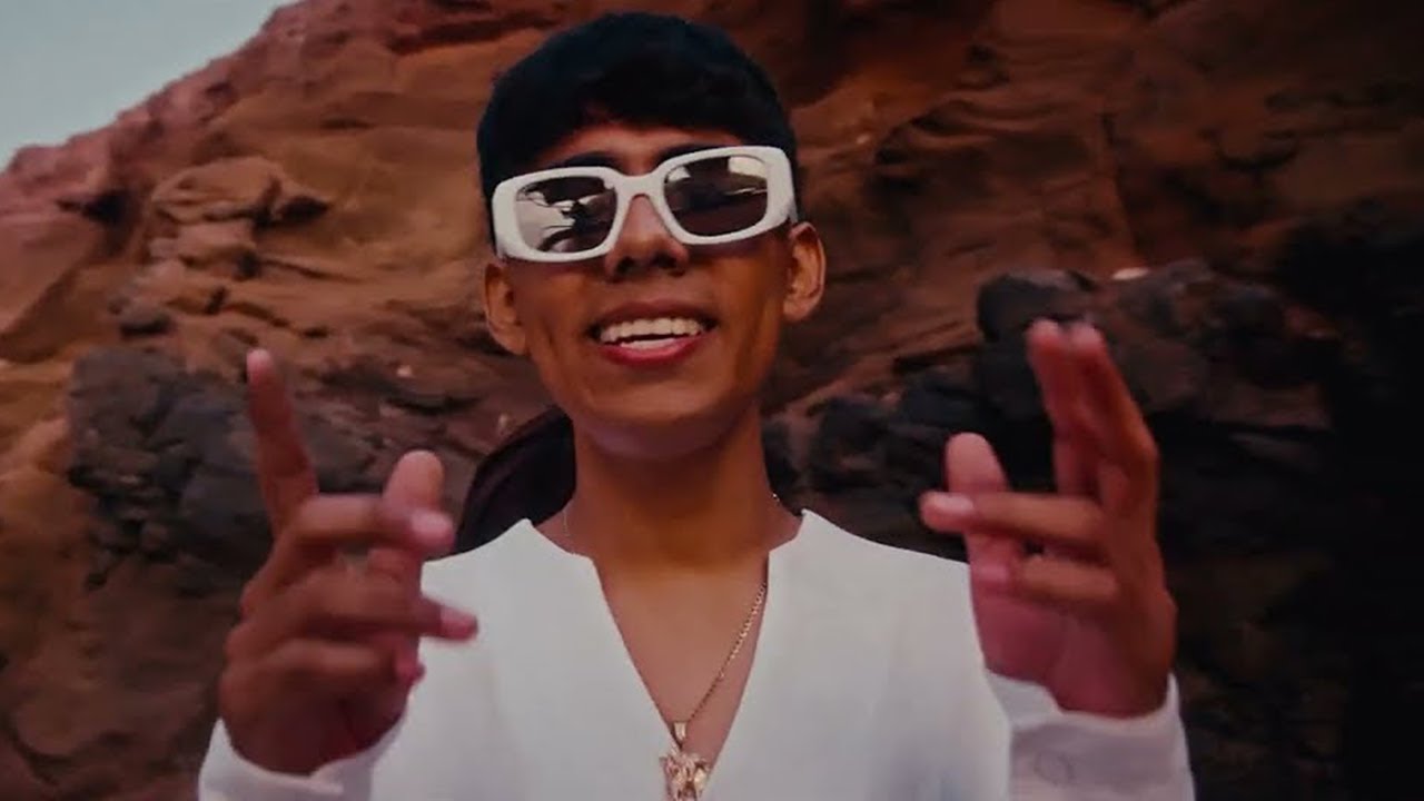 Oswaldo NR - La Fresita [Official Video]